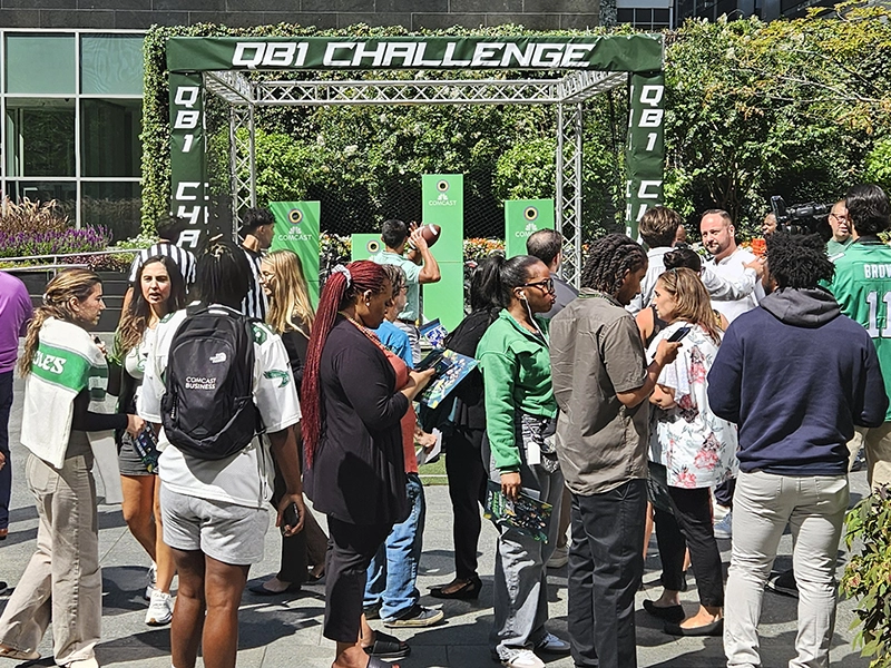 Qb1 Challenge Crowd